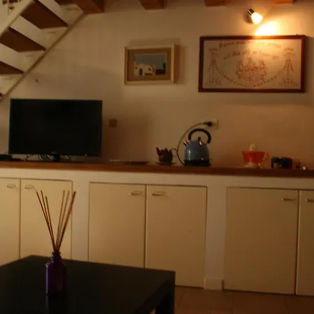 Piazzetta Santa Barbara Apartment Bari